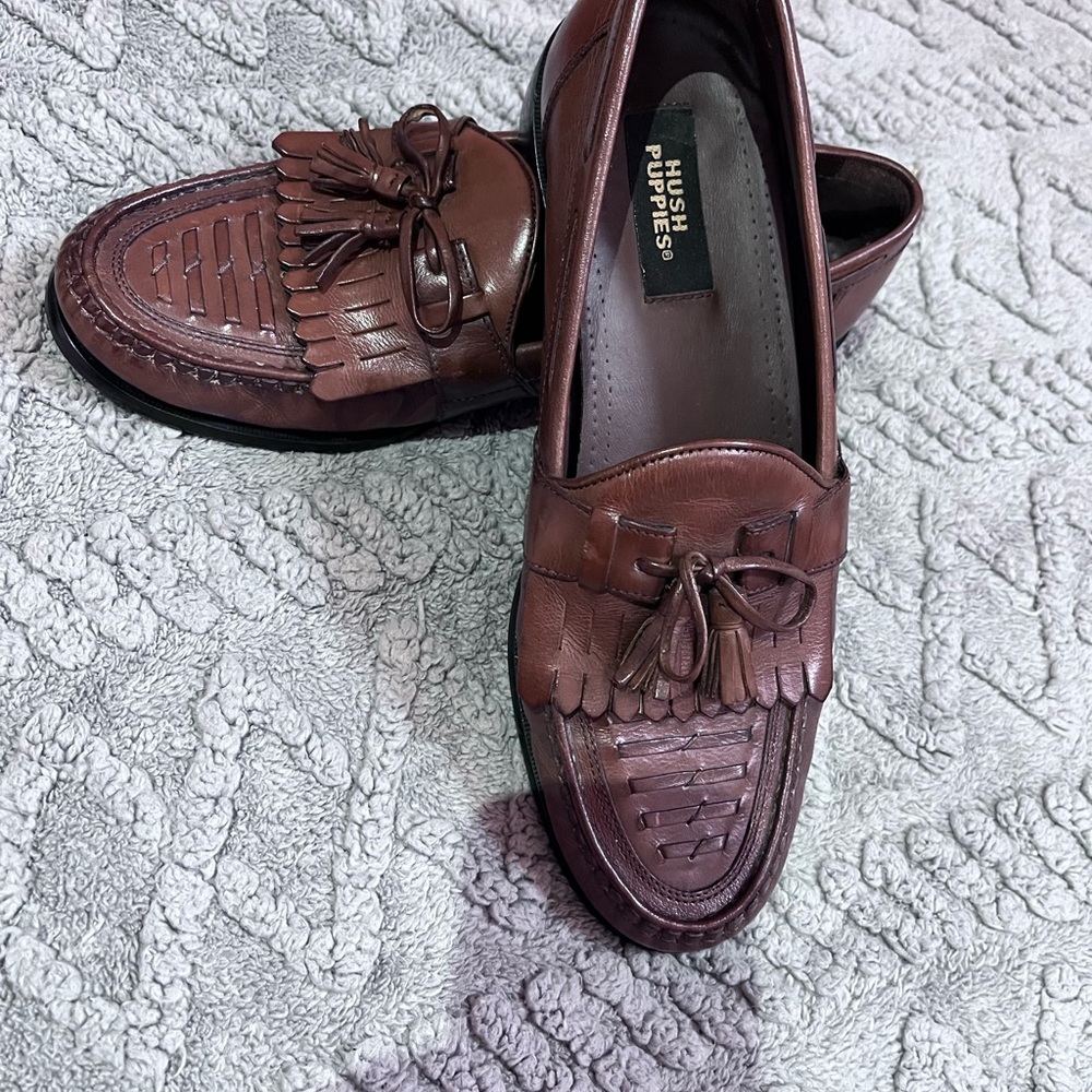 Hush Puppies Men's Tassel Loafers in Rich Brown - Picture 5 of 8